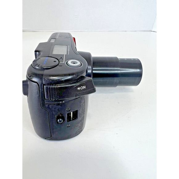 Olympus‎ Super Zoom 3000 DLX 35mm Film Camera 38-110mm Multi AF *PARTS ONLY* - Picture 3 of 12